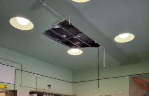 Nettuno, crolla parte del controsoffitto della stazione ferroviaria