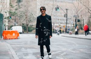 La Maison di Valentino sceglie Milano per sfilare con la moda uomo