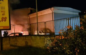 A fuoco tre autovetture di Acqualatina nella zona di San Giacomo