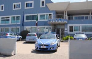 Anzio, baby gang in azione: in cinque rapinano un tredicenne