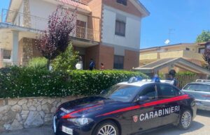 Si chiamava Franco Raffaele Di Lelio l’uomo che si è ucciso dopo aver sparato alla moglie