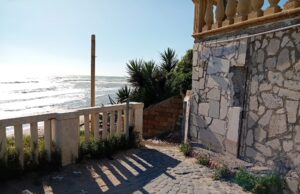 Riaperta al pubblico la spiaggia di Ponente