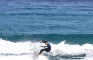 Surf, Andrea Campolo primo al contest dello Young Blood Surf Camp a Buggerru