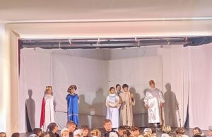 Scuola primaria “S. Lucia Filippini” di Anzio, un successo il musical natalizio
