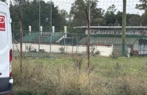 Impianto sportivo di Falasche in stato di abbandono e obiettivo dei vandali